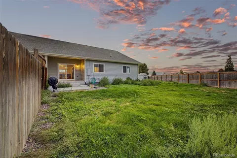 Exterior - 1080 Viewridge Rd, Bennett, CO 80102 photo 6 of 7