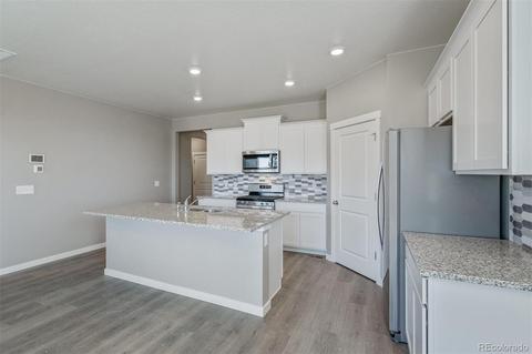 1945 Raindrop Dr, Windsor, CO 80550 photo 9