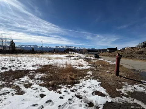 601 E 8th St, Leadville, CO 80461