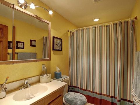 1817 E 99th Ave, Thornton, CO 80229 photo 11