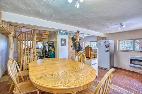 Dining - 3652 Blue Mountain Trl, Lyons, CO 80540 photo 2 of 3