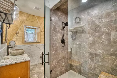 Bath - 3652 Blue Mountain Trl, Lyons, CO 80540 photo 1 of 2