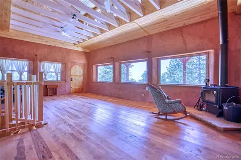 Living - 3652 Blue Mountain Trl, Lyons, CO 80540 photo 2 of 2