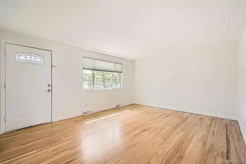 5669 Johnson Ct, Arvada, CO 80002 photo 4