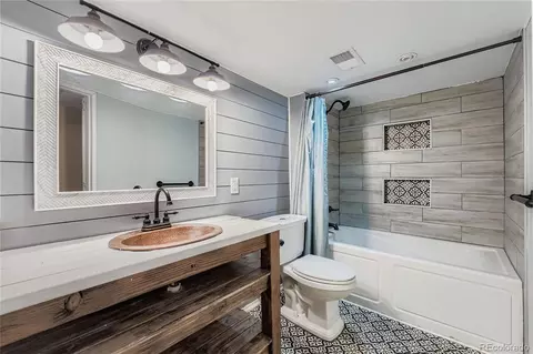 Bath - 18983 E Oregon Dr, Aurora, CO 80017 photo 4 of 4