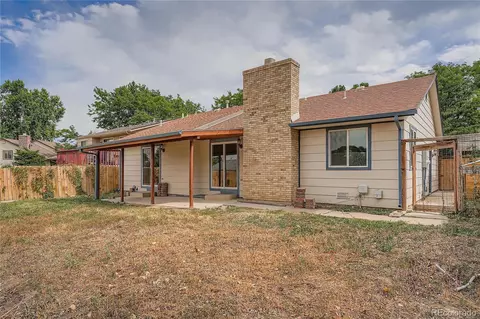 Exterior - 18983 E Oregon Dr, Aurora, CO 80017 photo 2 of 4