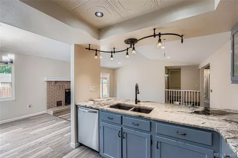 Kitchen - 18983 E Oregon Dr, Aurora, CO 80017 photo 2 of 2