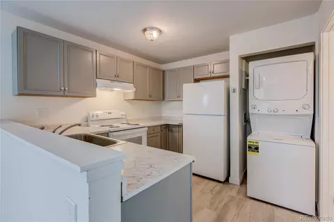 16923 E Whitaker Dr #B, Aurora, CO 80015 photo 4