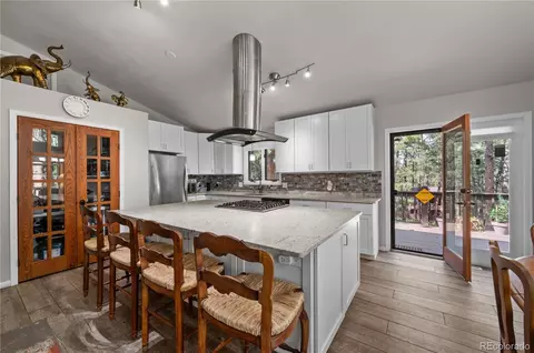 7057 Perry Park Blvd, Larkspur, CO 80118