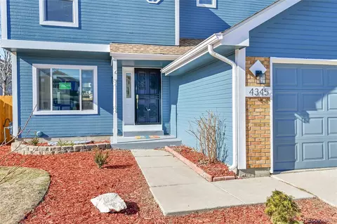 4345 Sable St, Denver, CO 80239 photo 3