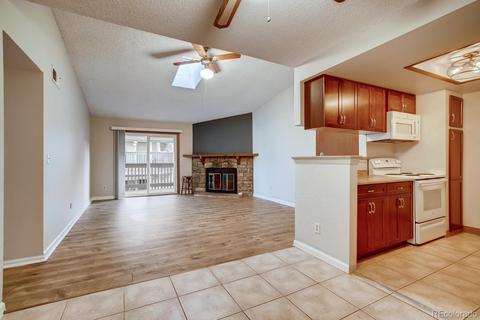 3474 S Eagle St #203, Aurora, CO 80014 photo 4