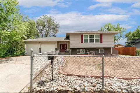 652 Fay Dr, Colorado Springs, CO 80911