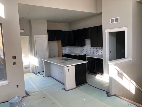 11567 E 25th Ave, Aurora, CO 80010 photo 2