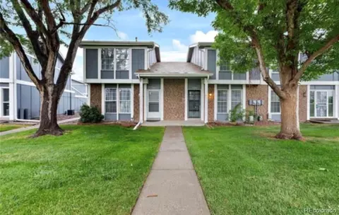 11906 E Canal Dr, Aurora, CO 80011 photo 2