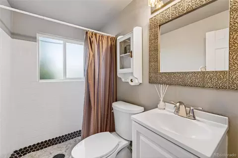 Bath - 14653 E 13th Cir, Aurora, CO 80011 photo 2 of 2