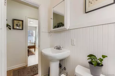 Bath - 1010 9th St, Boulder, CO 80302 photo 2 of 2