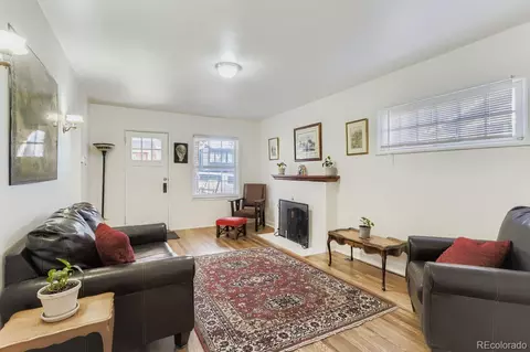Living - 1010 9th St, Boulder, CO 80302 photo 2 of 2