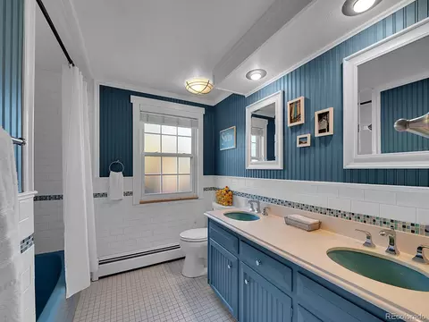 Bath - 3790 E Nobles Rd, Centennial, CO 80122 photo 4 of 4