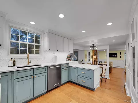 Kitchen - 3790 E Nobles Rd, Centennial, CO 80122 photo 4 of 4