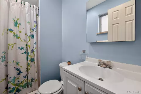 Bath - 8245 Ames Way, Arvada, CO 80003 photo 2 of 4