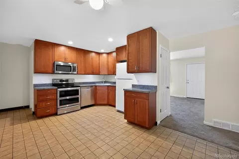 Kitchen - 8245 Ames Way, Arvada, CO 80003 photo 2 of 4