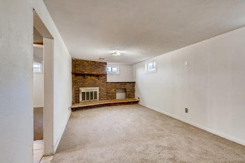 10498 E 10th Ave, Aurora, CO 80010 photo 15