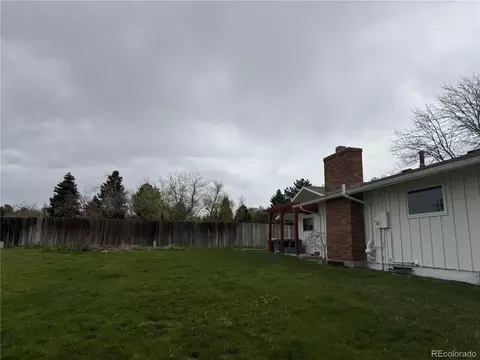 Exterior - 8895 E Radcliff Ave, Denver, CO 80237 photo 4 of 5