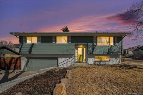 9369 W 67th Ave, Arvada, CO 80004