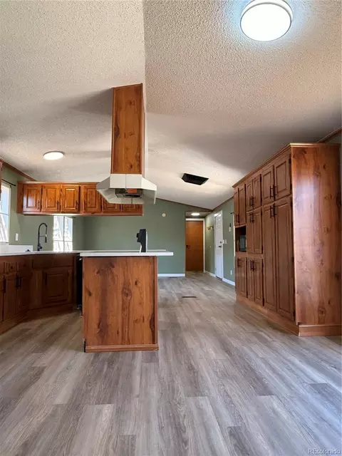 540 E St, Golden, CO 80401 photo 9