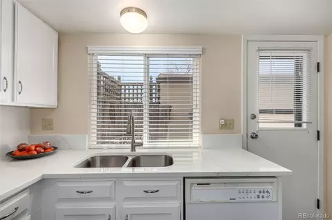 3657 S Laredo St #E, Aurora, CO 80013 photo 5