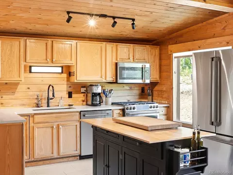Kitchen - 277 Timbertop Rd, Bailey, CO 80421 photo 1 of 4