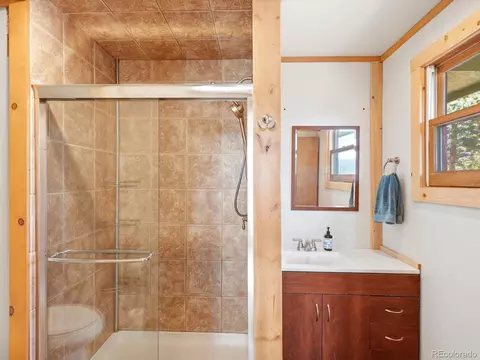 Bath - 277 Timbertop Rd, Bailey, CO 80421 photo 1 of 3