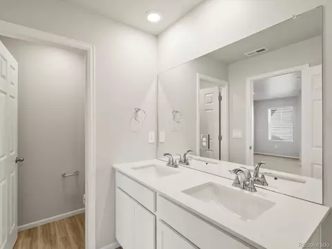 22480 E 8th Ave, Aurora, CO 80018 photo 24