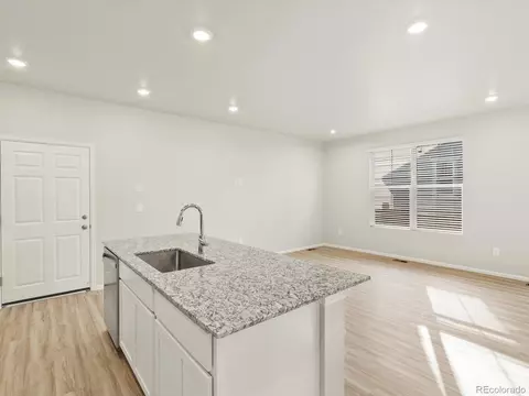 22480 E 8th Ave, Aurora, CO 80018 photo 12