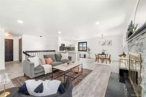 1613 S Dawson Way, Aurora, CO 80012