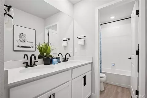 Bath - 202 Grayson Ave, Fort Lupton, CO 80621 photo 1 of 1