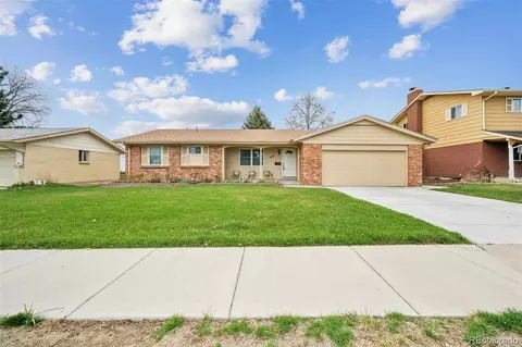 490 Potomac Way, Aurora, CO 80012