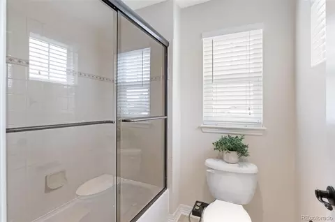 Bath - 6472 S Kellerman Way, Aurora, CO 80016 photo 8 of 8