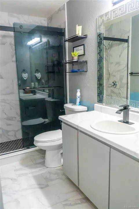 Bath - 20965 E 47th Ave, Denver, CO 80249 photo 1 of 5