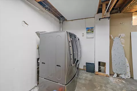 8690 E Chenango Ave, Denver, CO 80237 photo 31