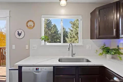 21484 E Crestline Ln, Centennial, CO 80015 photo 10