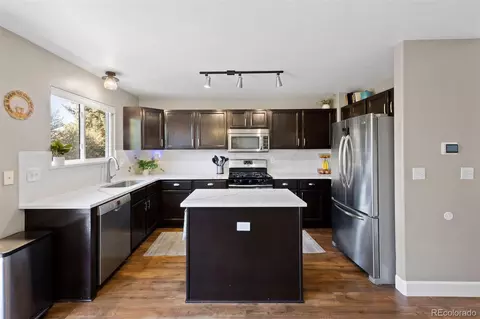 21484 E Crestline Ln, Centennial, CO 80015 photo 2