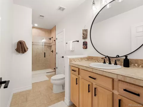 Bath - 5386 Tiger Bend Ln, Morrison, CO 80465 photo 4 of 4