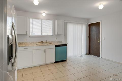 15065 E 43rd Ave, Denver, CO 80239 photo 10