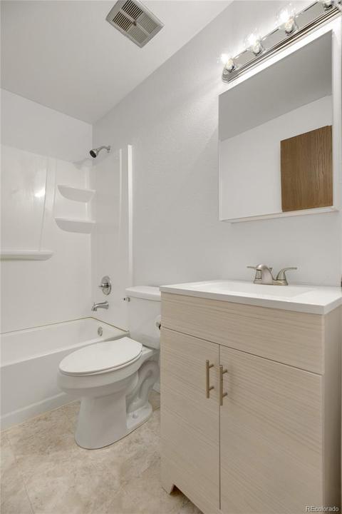 15065 E 43rd Ave, Denver, CO 80239 photo 22