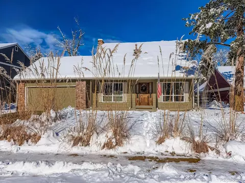 10567 W Chautauga Mtn, Littleton, CO 80127