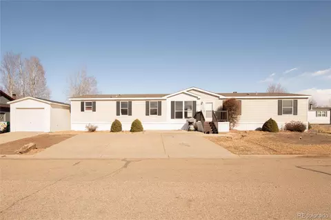 4899 Barron Cir, Longmont, CO 80504 photo 2
