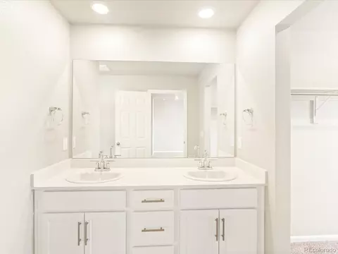 22260 E 8th, Aurora, CO 80018 photo 20