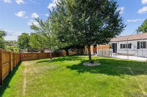 Exterior - 7492 E Bates Dr, Denver, CO 80231 photo 4 of 6