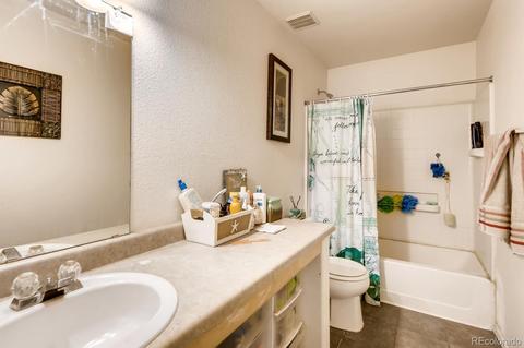 5133 Perth Ct, Denver, CO 80249 photo 10